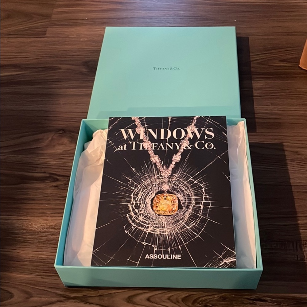 New Tiffany Assouline Black Coffee Table Book (comes w/box) original shrink wrap
